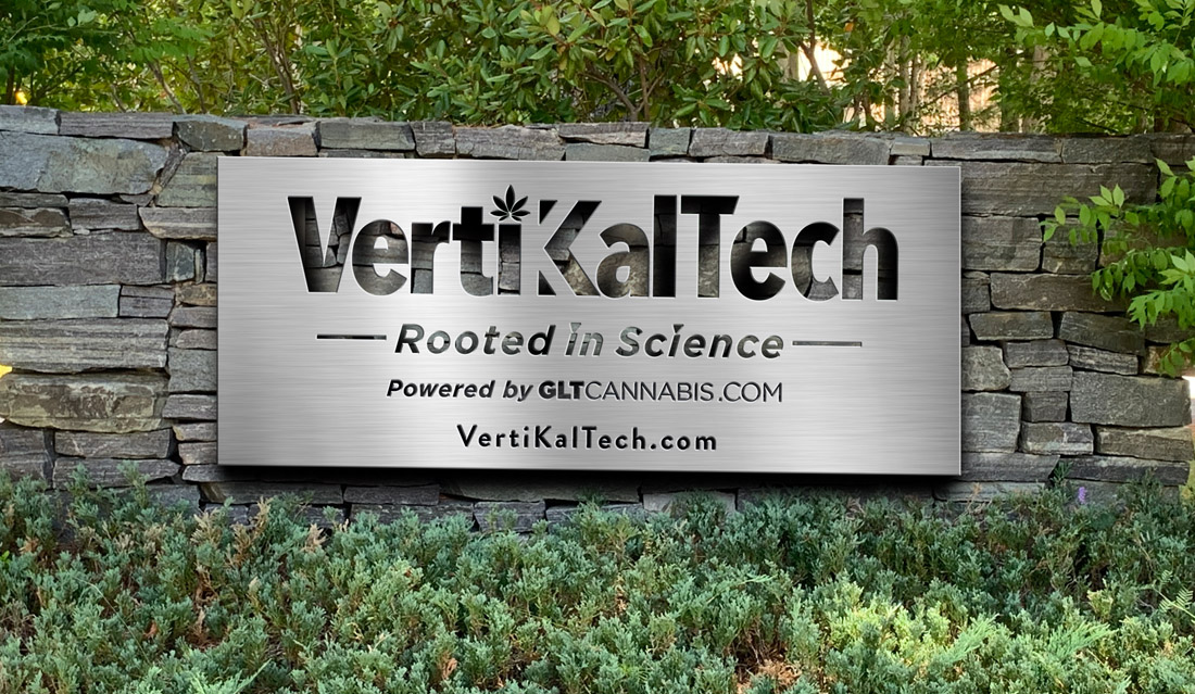 vertikaltech_sign_entrance-6